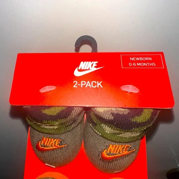Nike 2-Pack Baby Booties - Picture 2 of 3